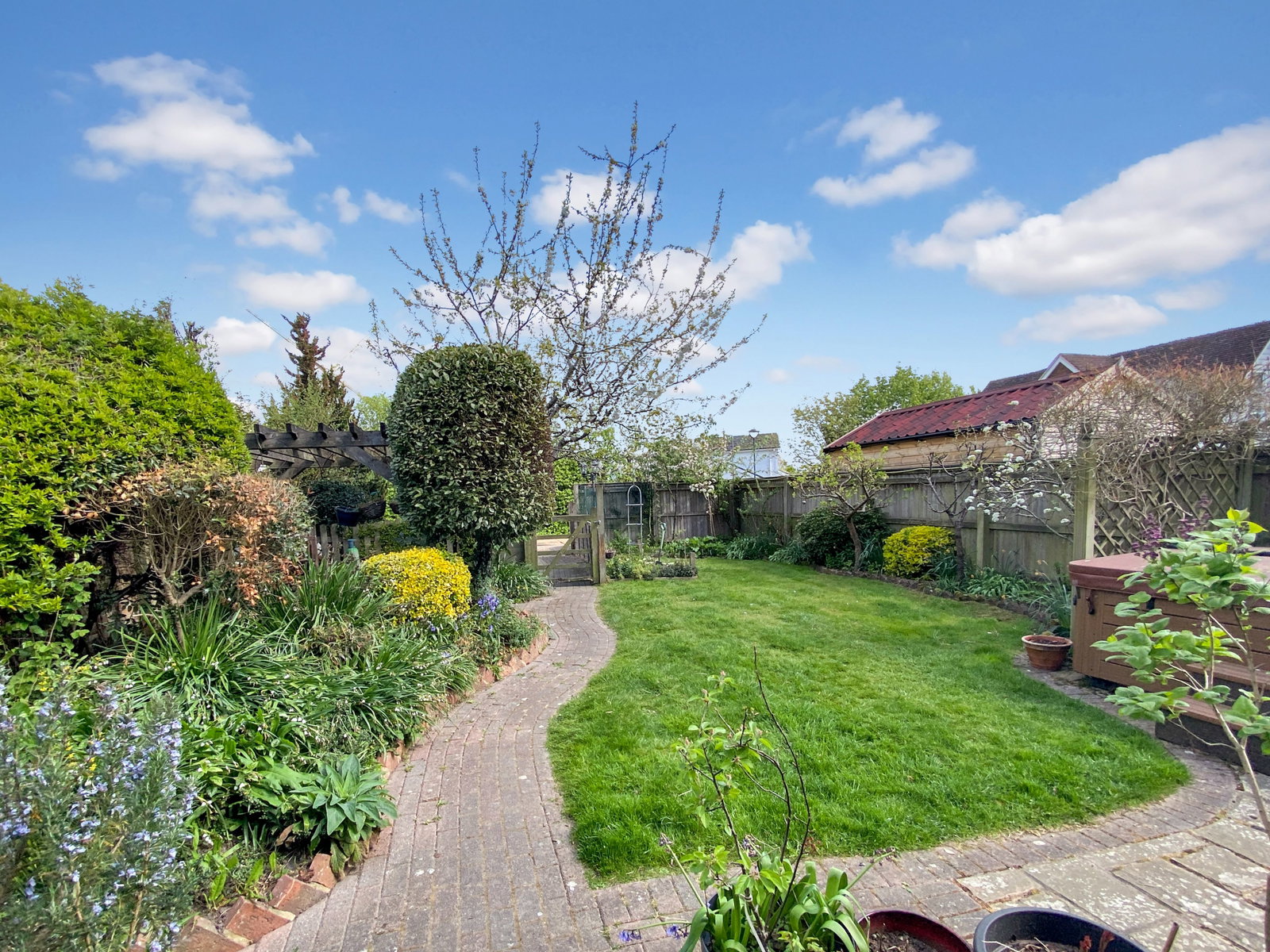 Detached House in Ashford