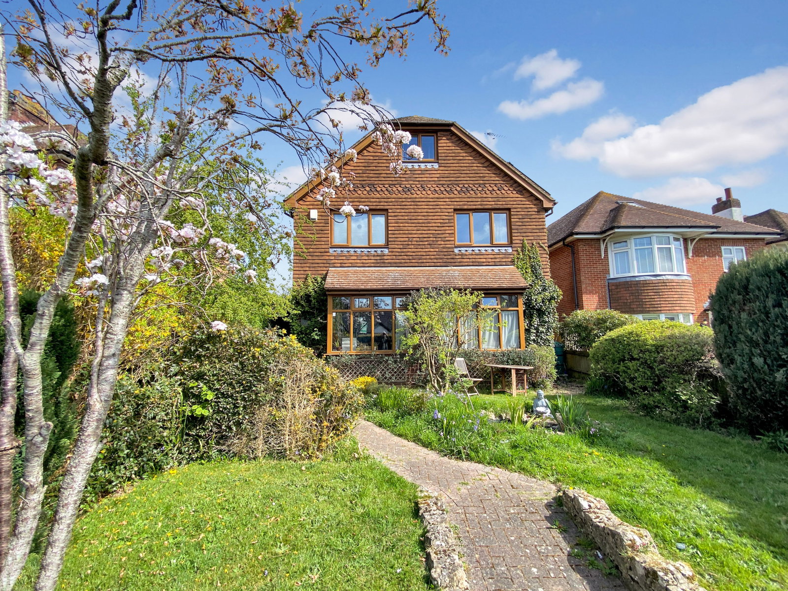 Detached House in Ashford