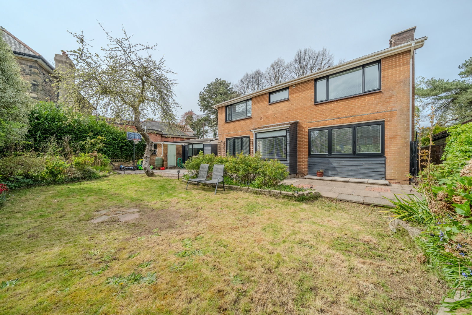 Detached House in Newport