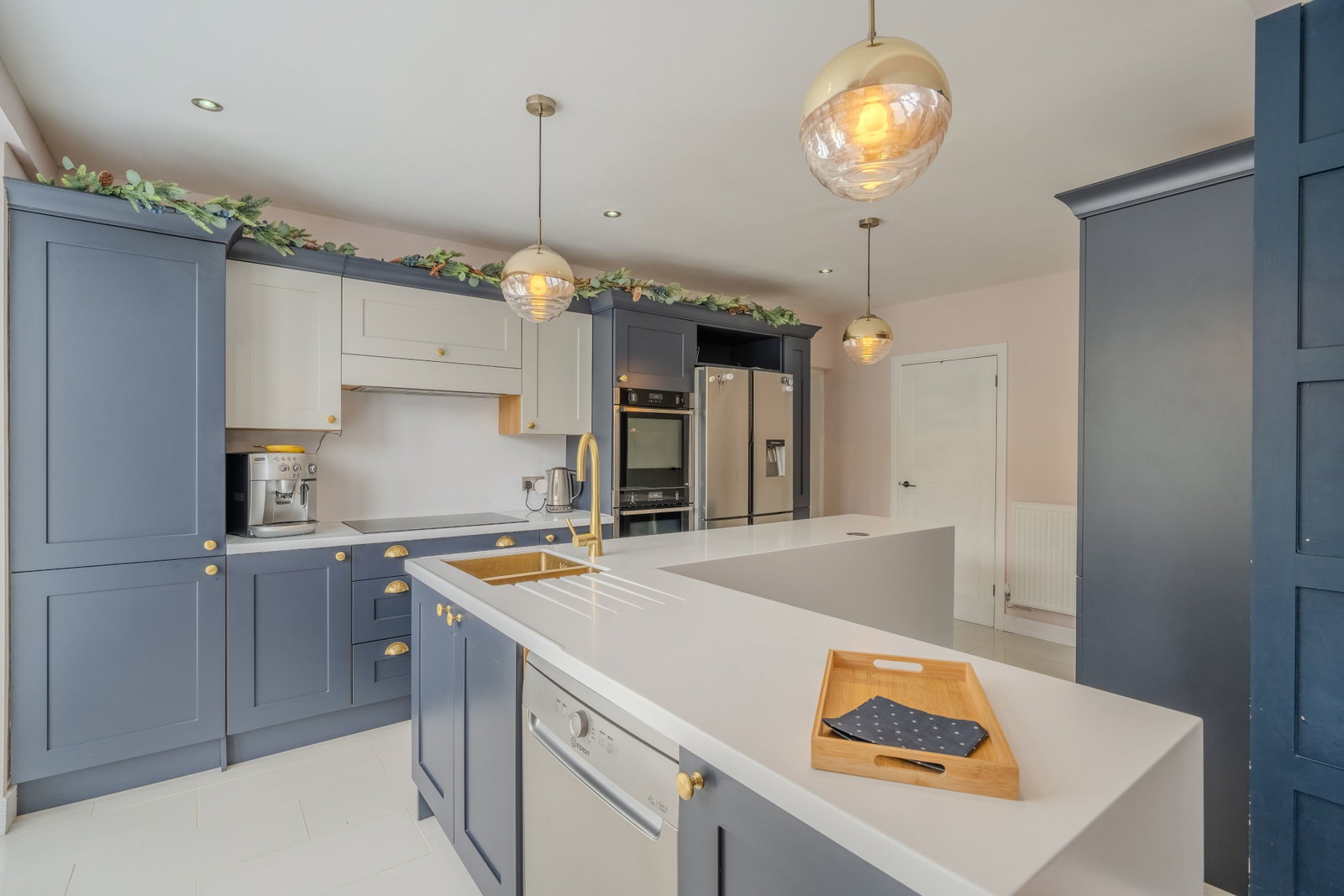 Detached House in Newport