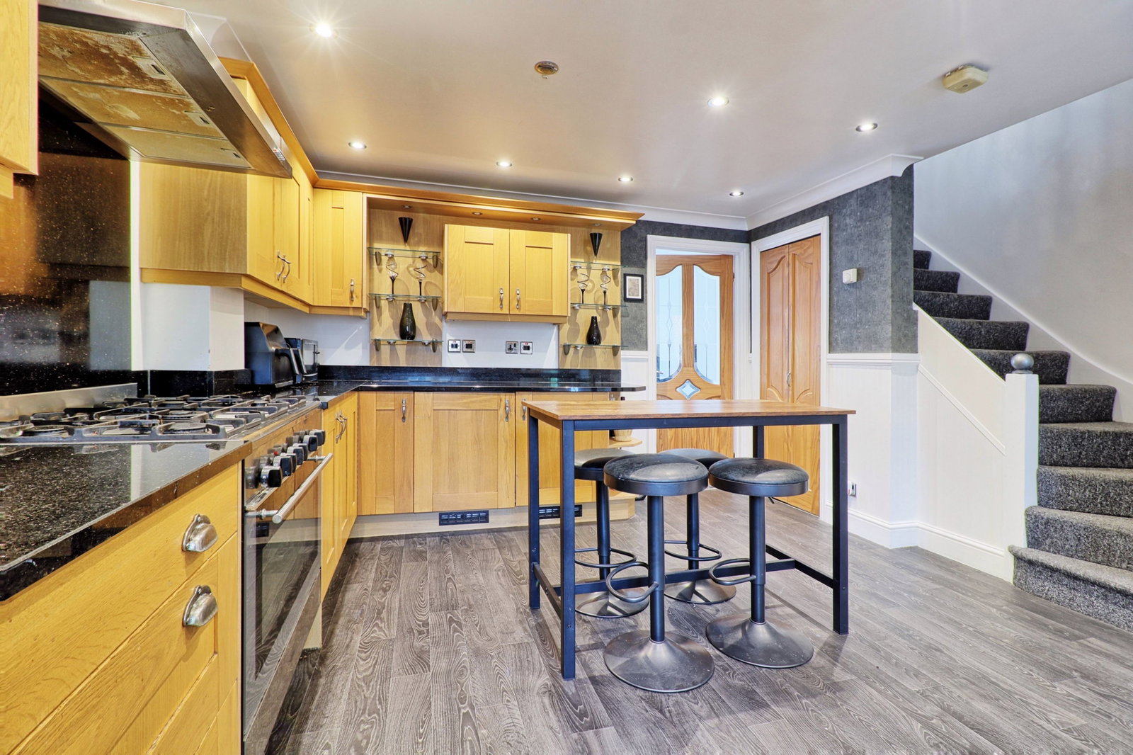 Semi Detached House in South Ockendon