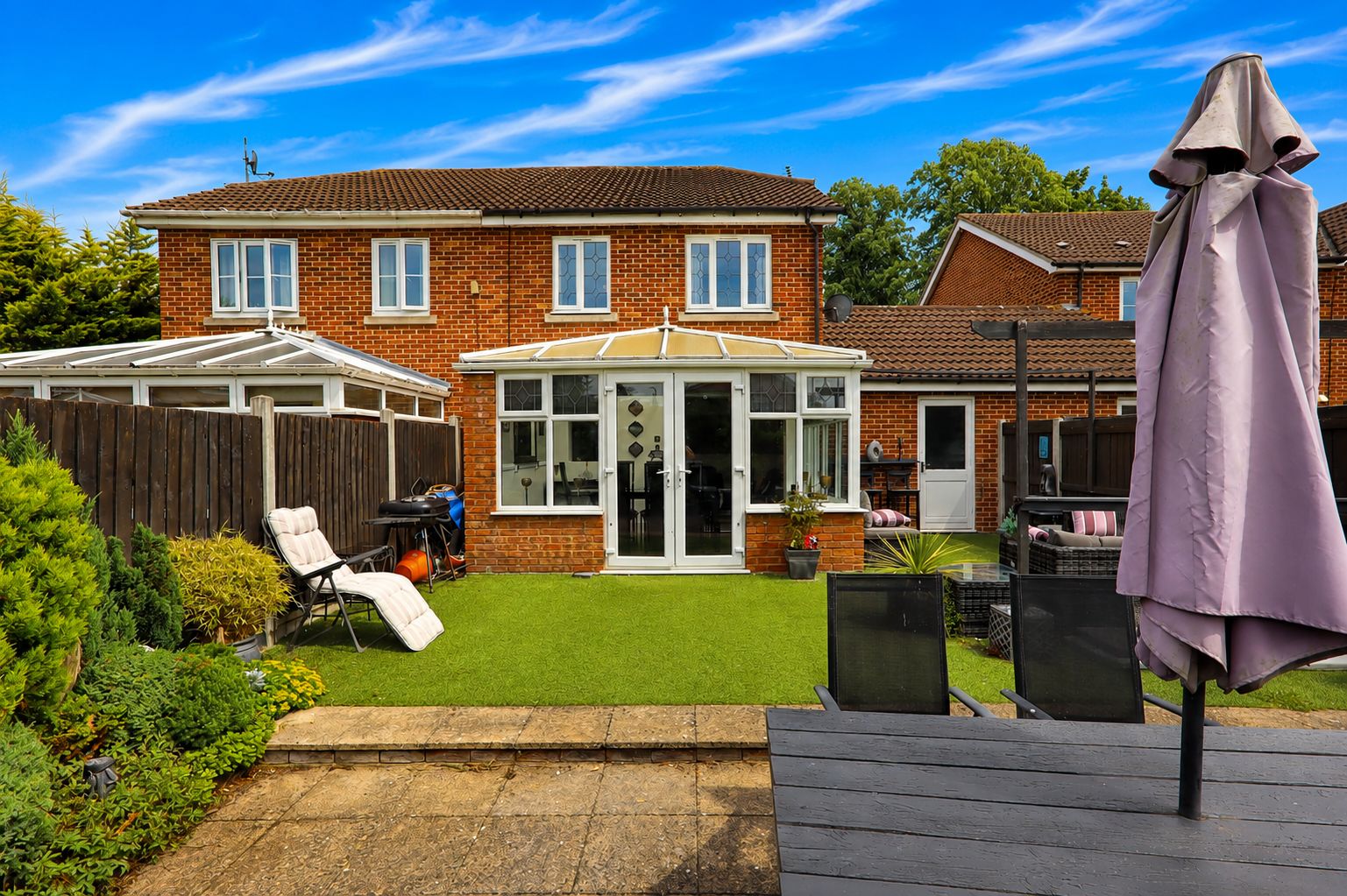 Semi Detached House in South Ockendon