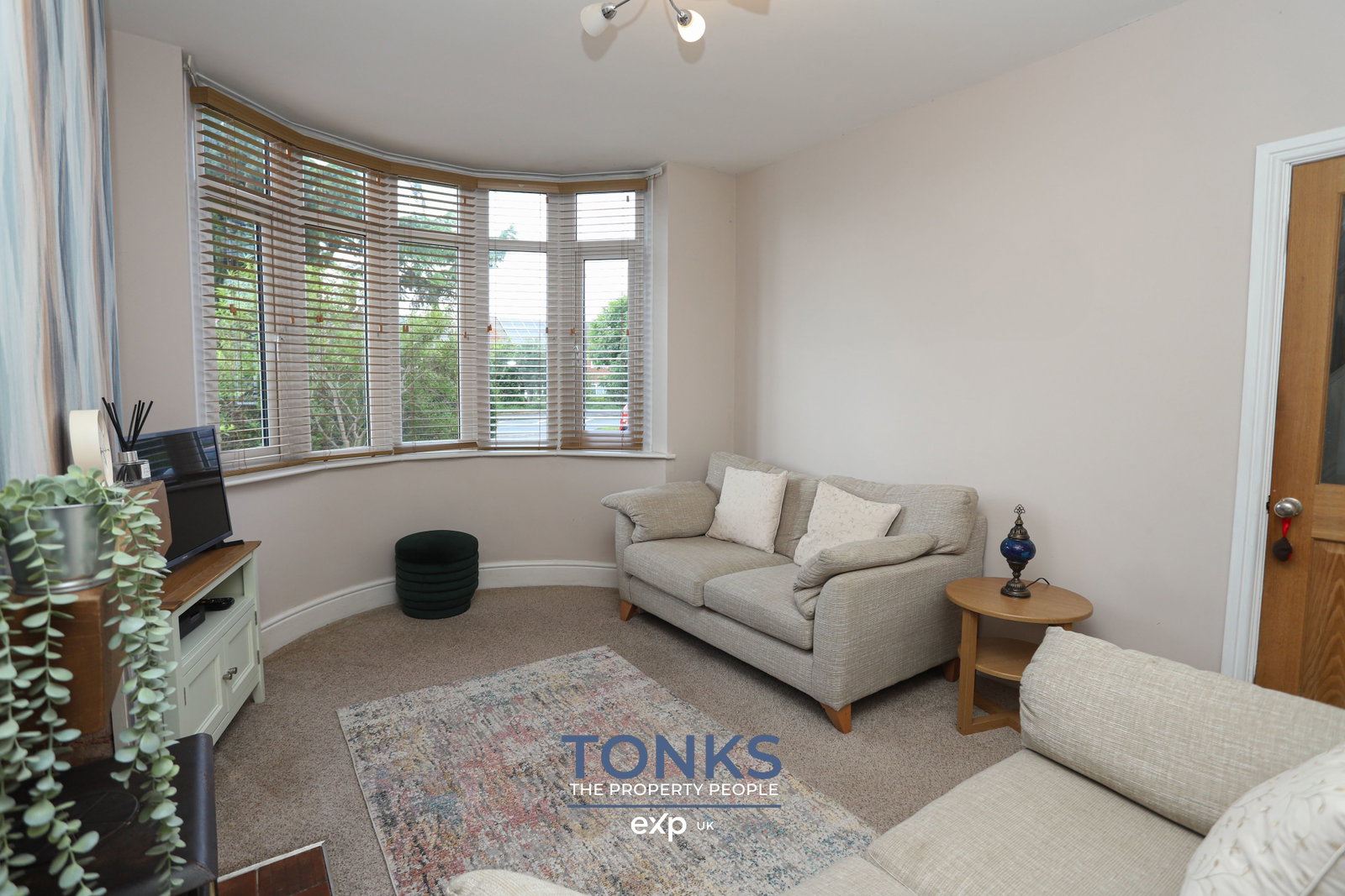 Semi Detached House in Halesowen