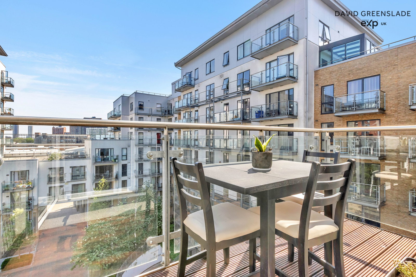 Apartment for sale in London, Maestro Apartments, Violet Road, E3