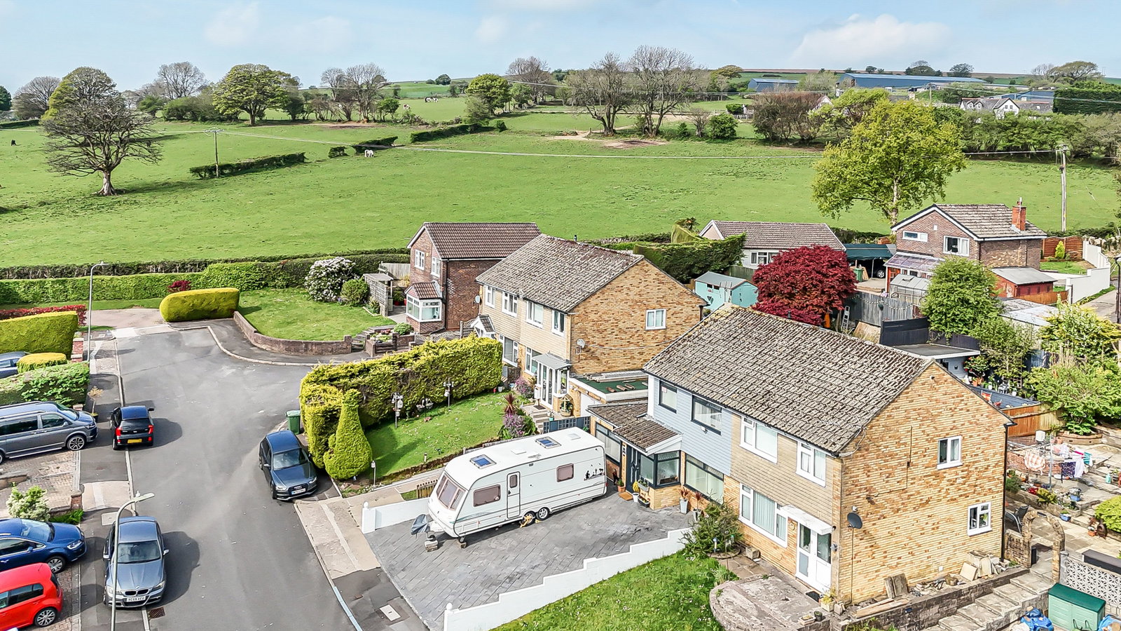 Semi Detached House in Caerphilly