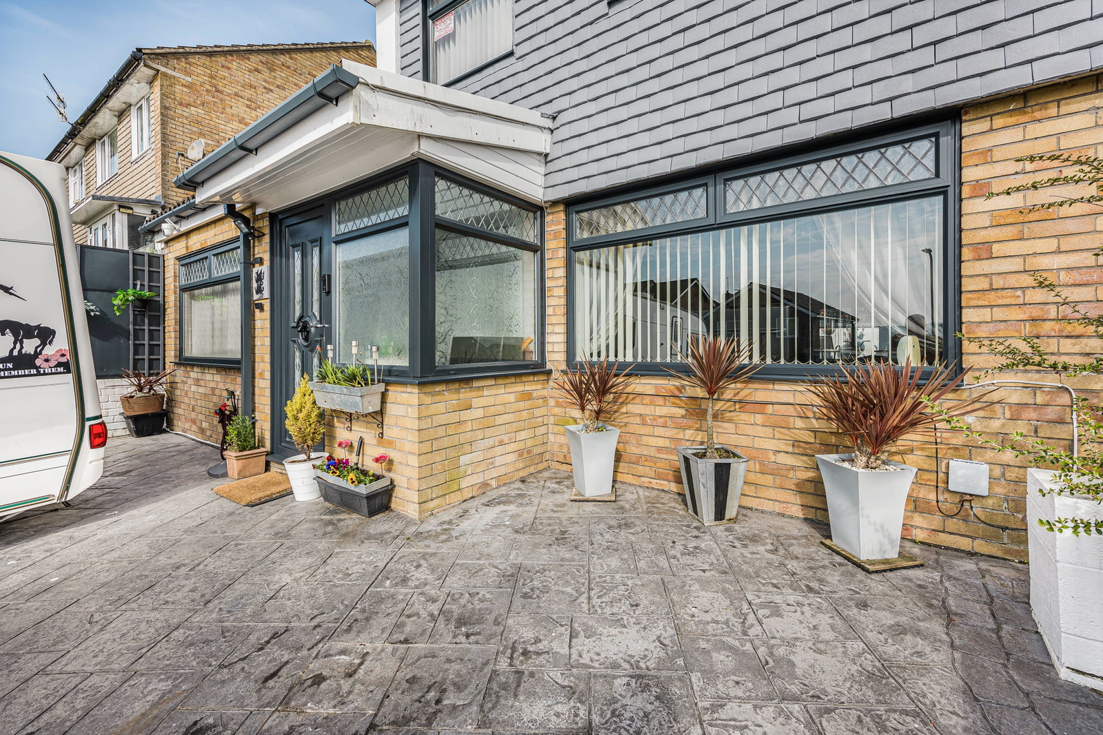 Semi Detached House in Caerphilly