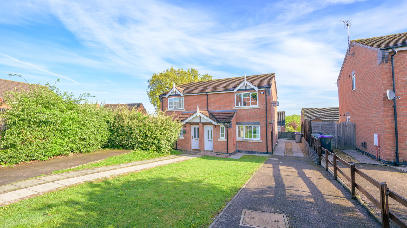 Semi Detached House in Grantham