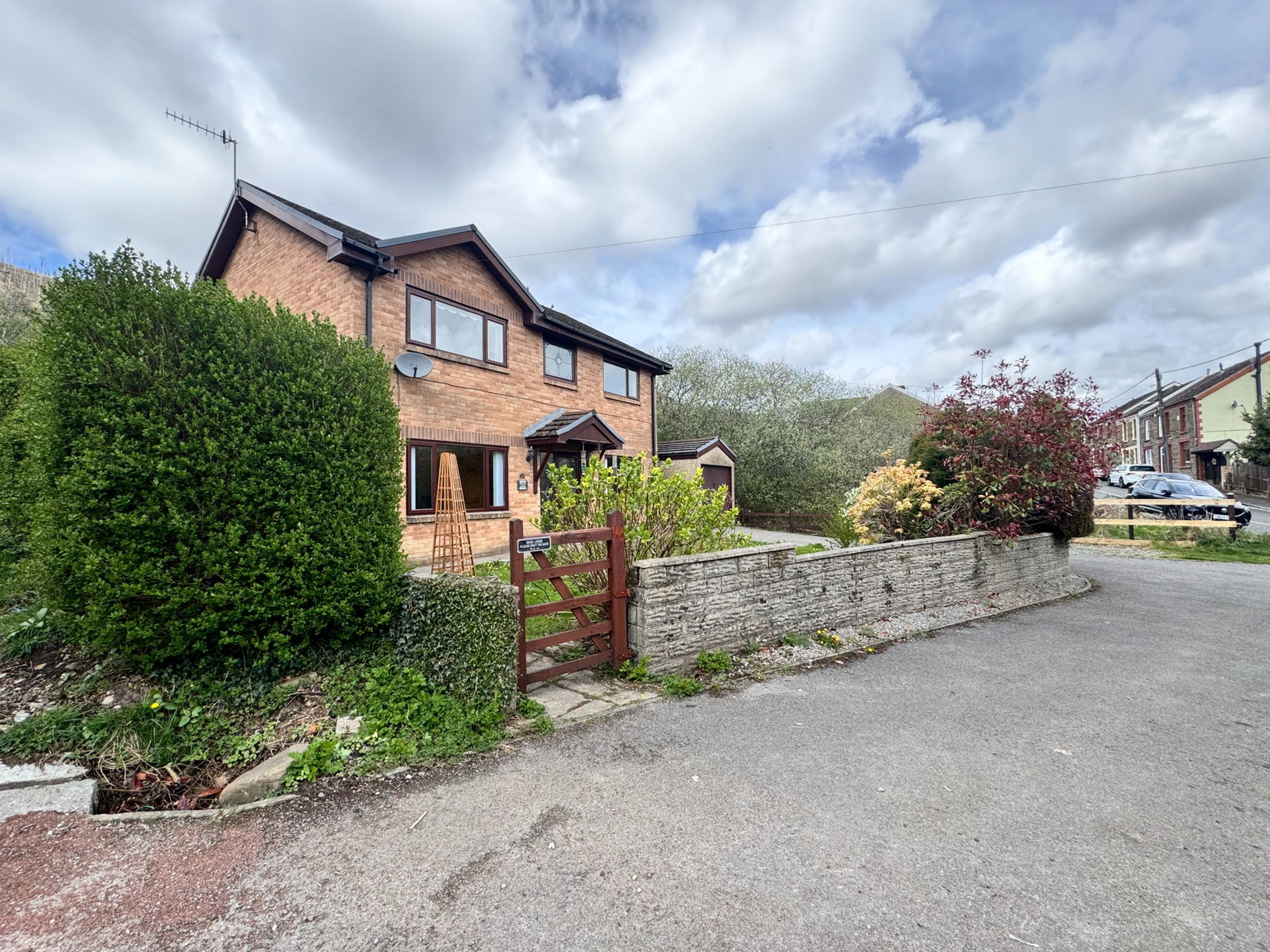 Detached House in Maesteg