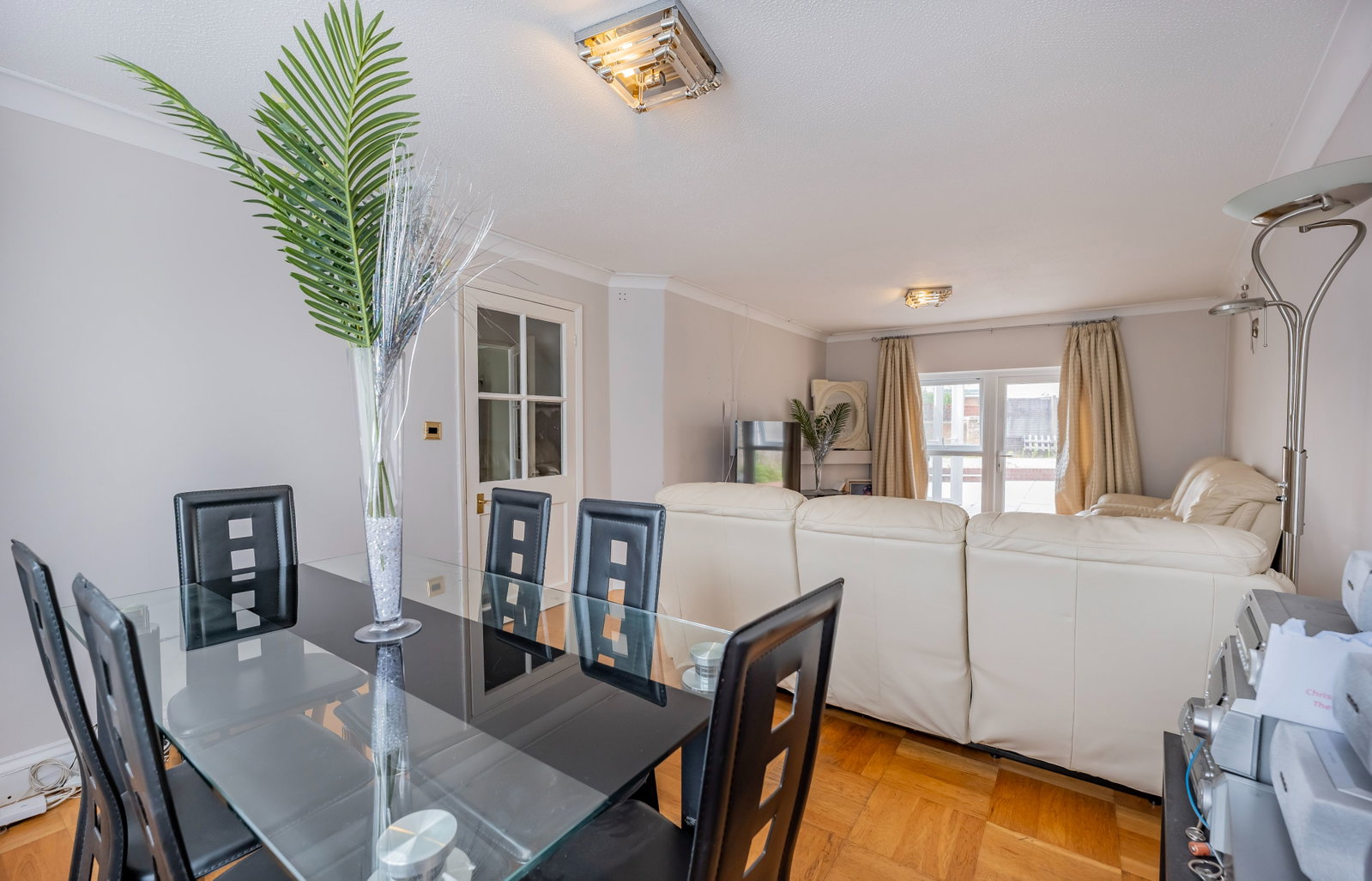 Semi Detached House in Basildon