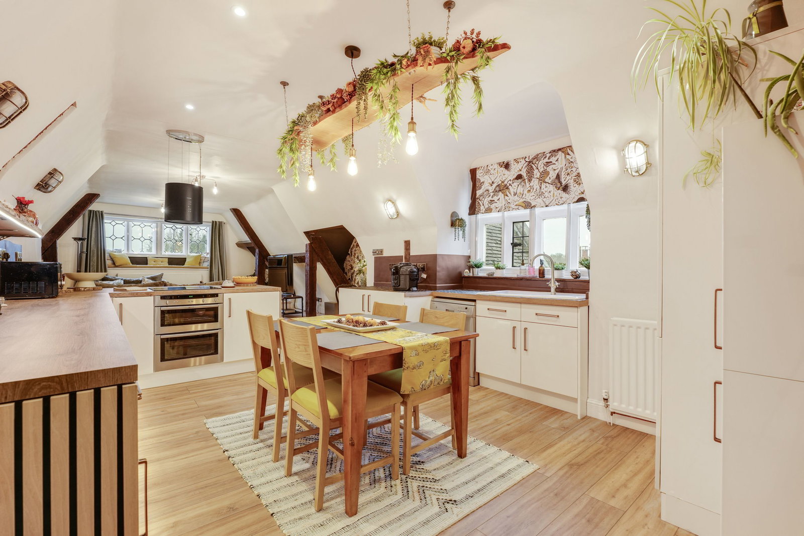 Flat in Gayhurst 5