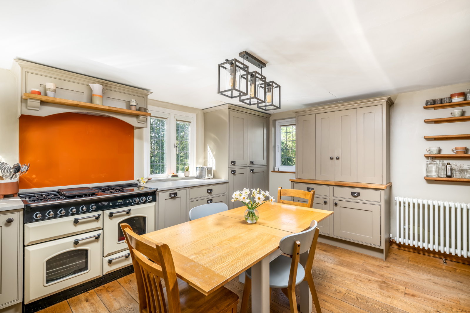 Detached House in Leighton Buzzard