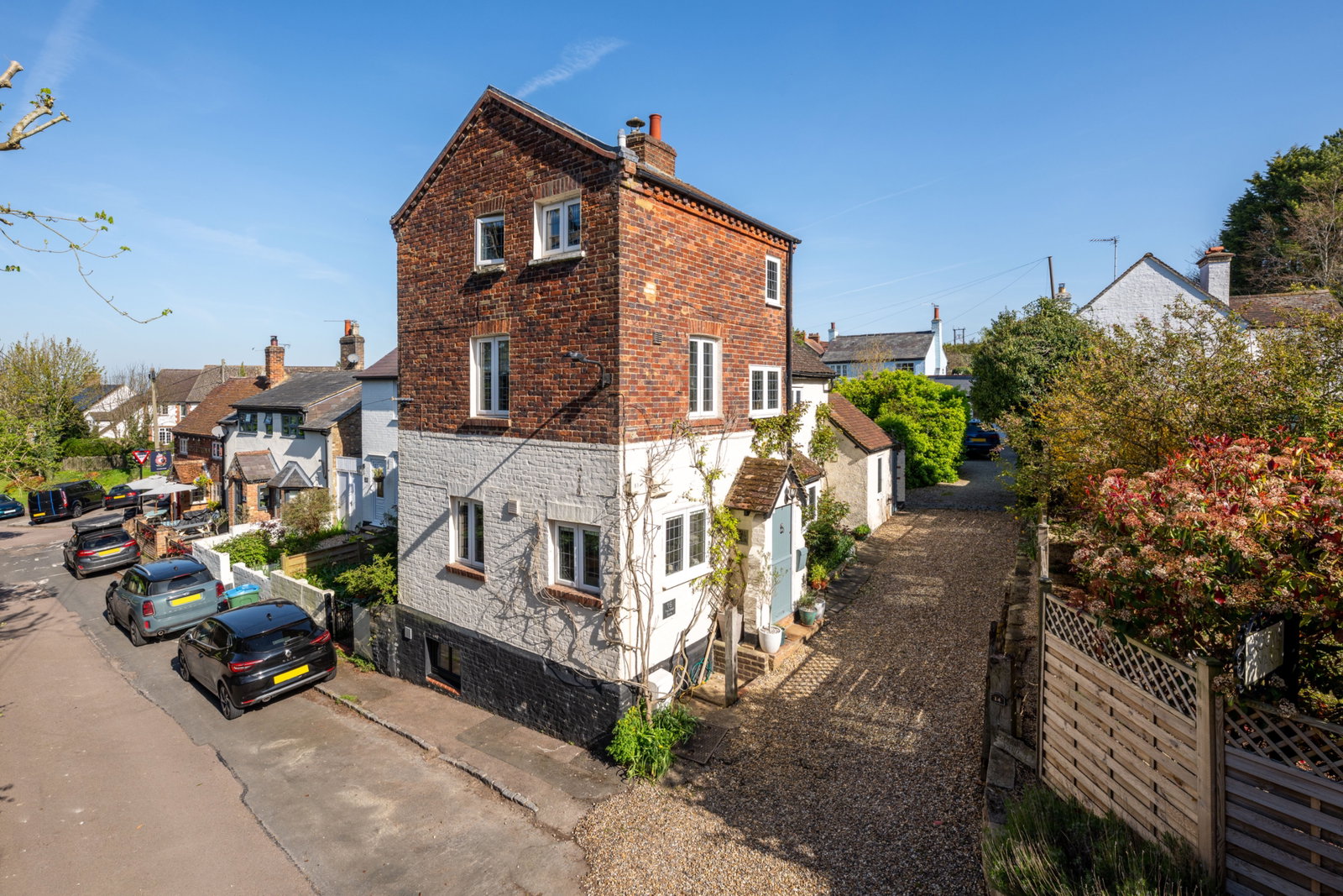 Detached House in Leighton Buzzard