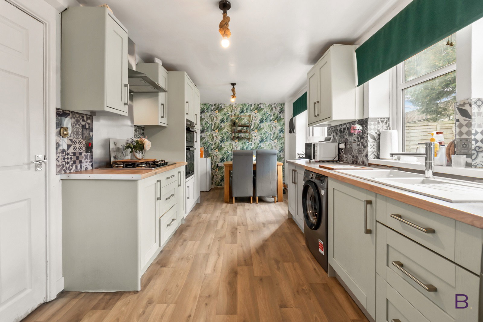 Semi Detached House for sale in Bradford, Elmfield Drive, Bradford, BD6 1PX, 850 m²