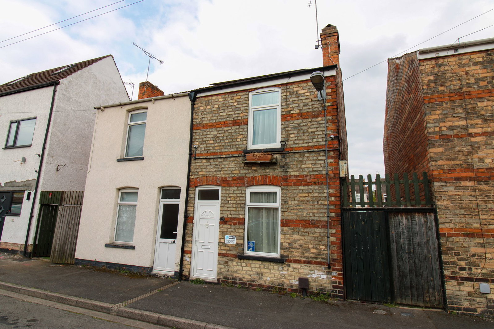 Semi Detached House in Gainsborough