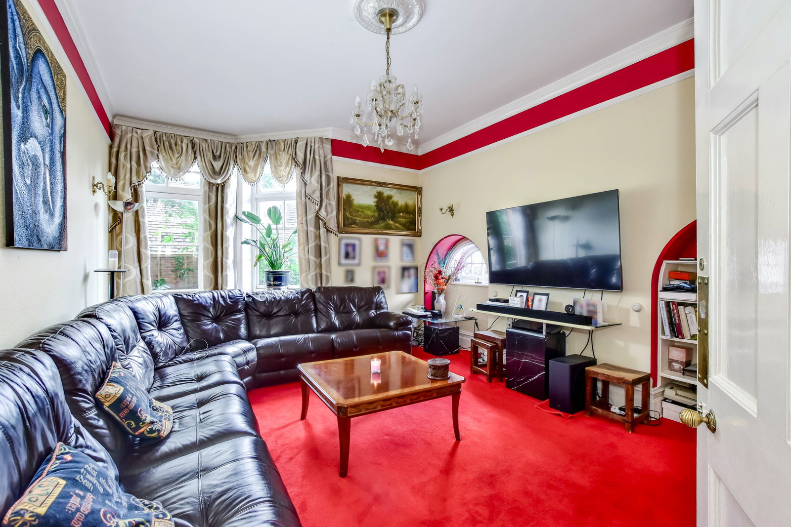 Detached House in Northwood