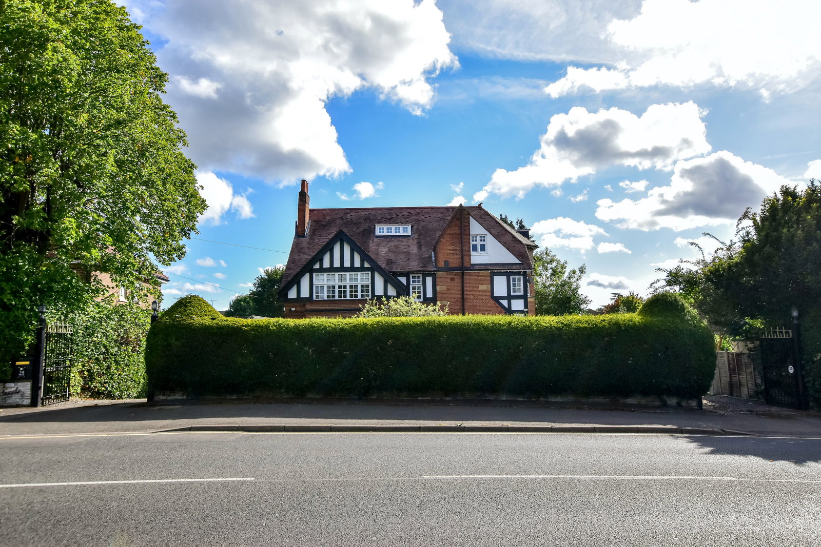 Detached House in Northwood
