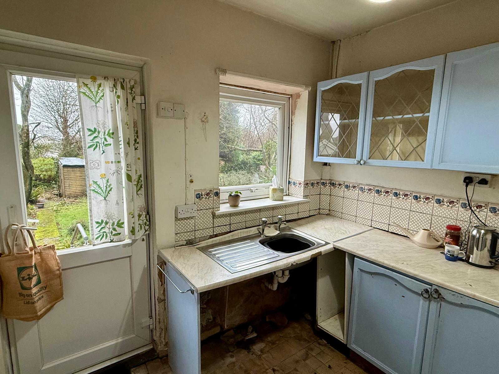 Detached House in Swansea