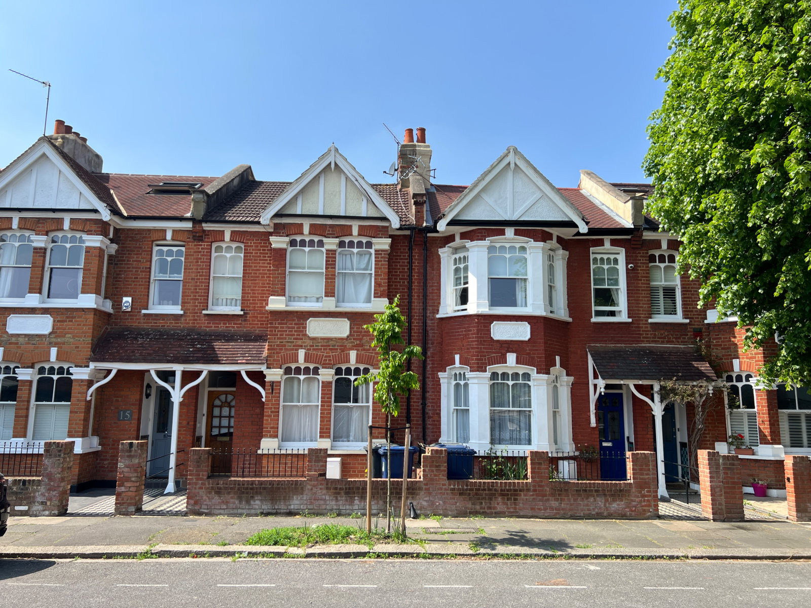 Garage in London