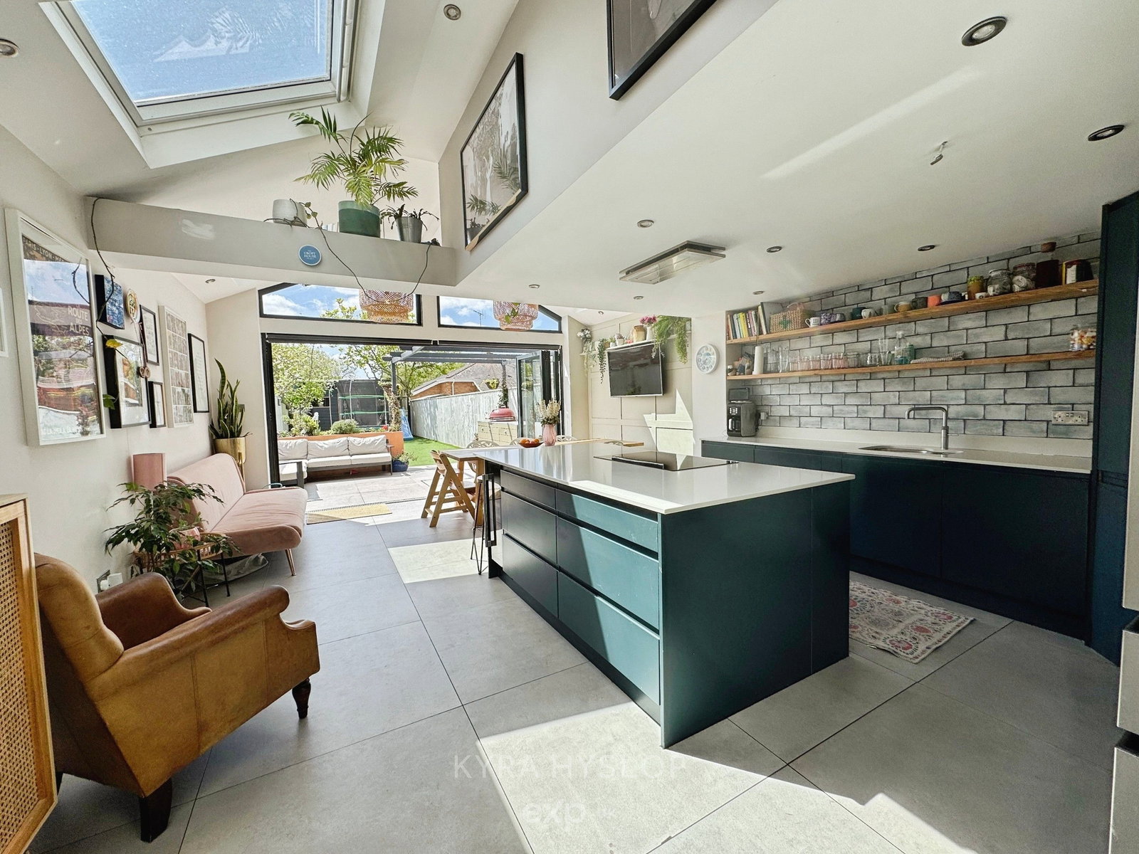 End Of Terrace House in Exeter