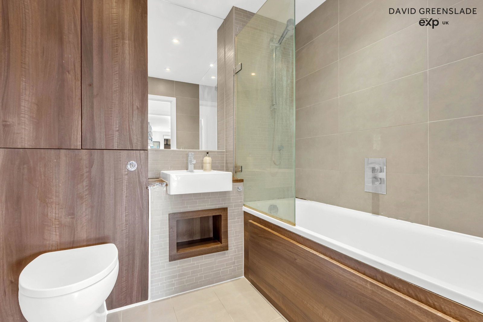 Flat in London