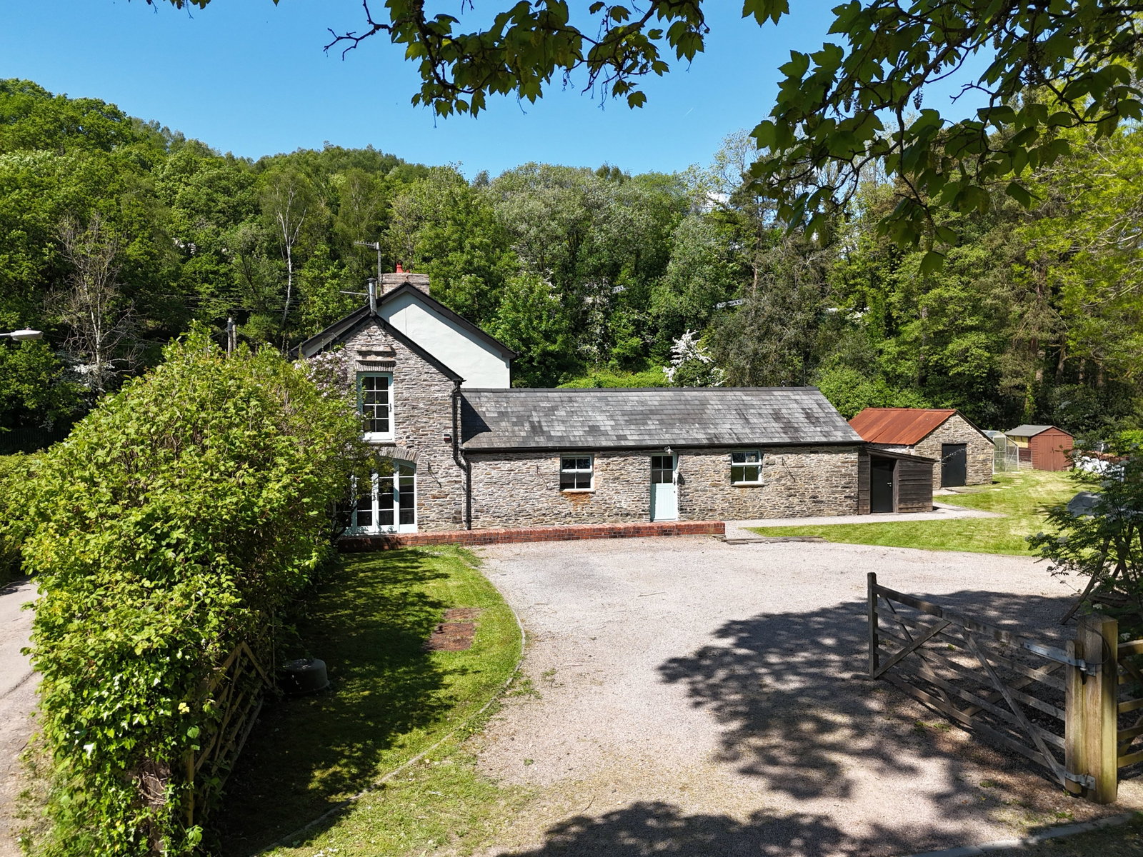Barn Conversion in Pontypridd