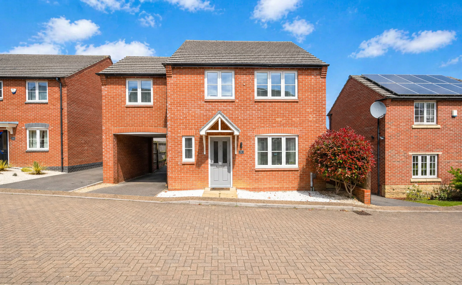 Detached House in Grantham