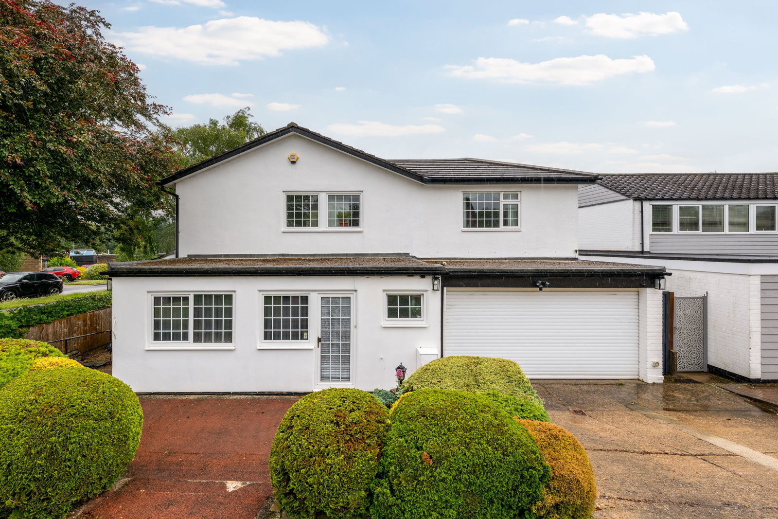 Detached House in Hatfield