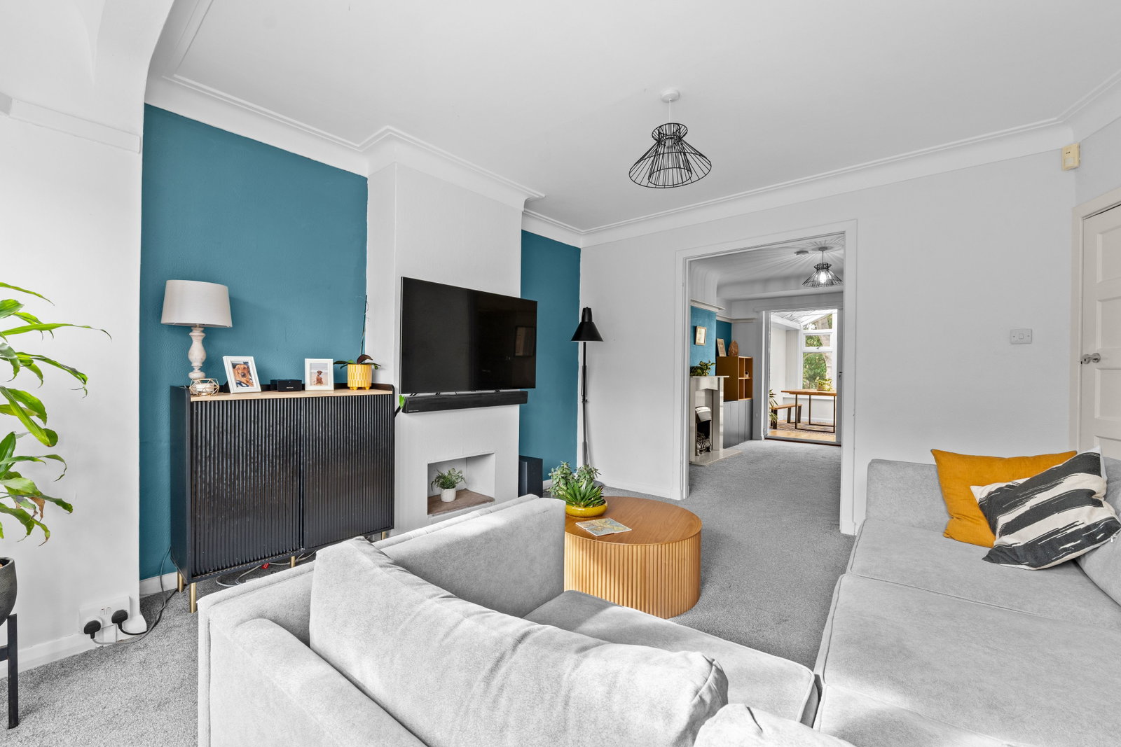 Semi Detached House for sale in Croydon, Lorne Gardens, Croydon, CR0 7RZ