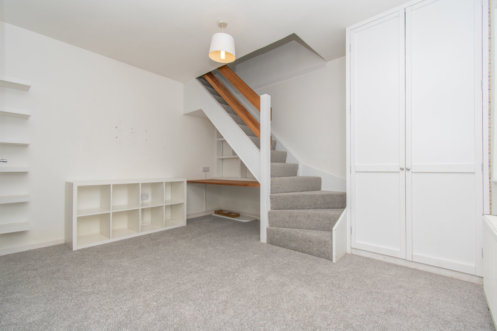 Semi Detached Bungalow in Leicester