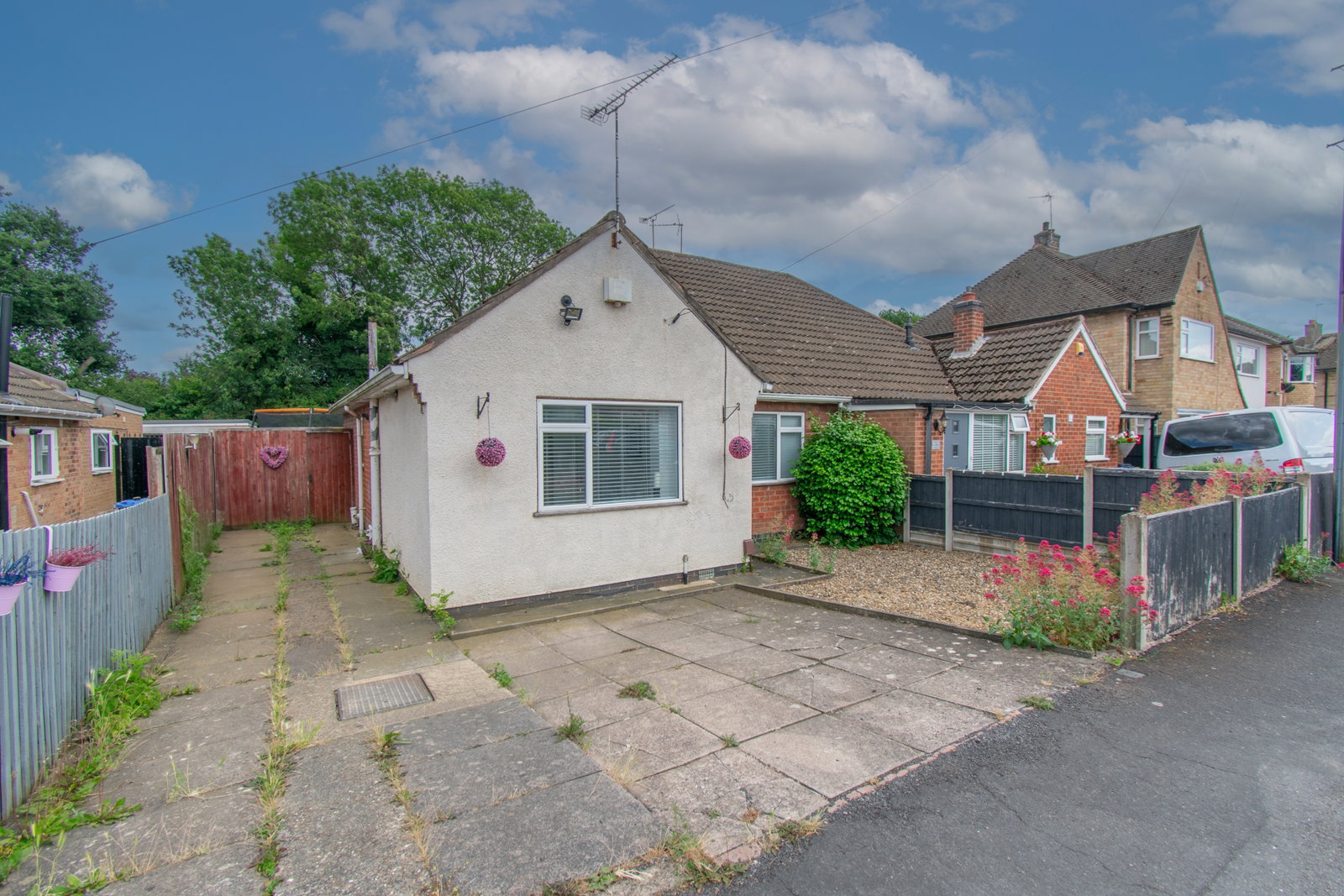 Semi Detached Bungalow in Leicester