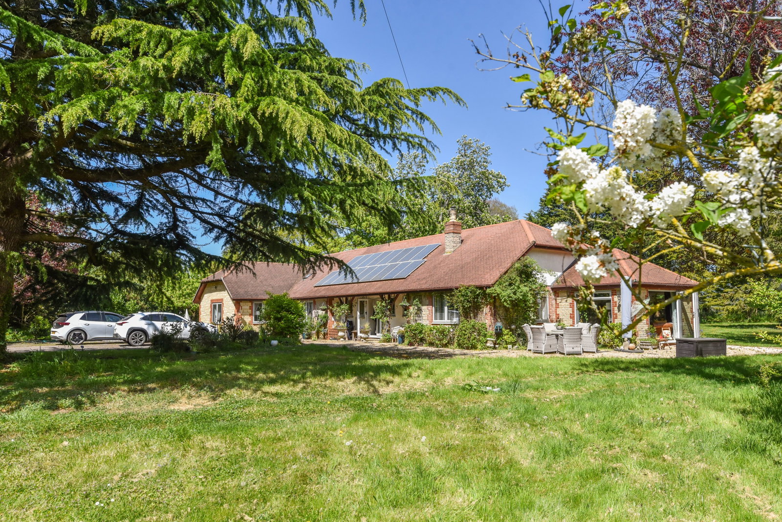 Bungalow in Warminster