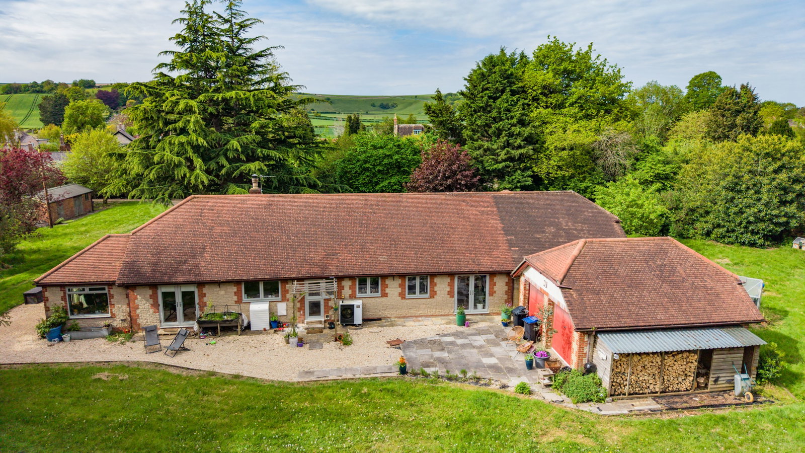 Bungalow in Warminster