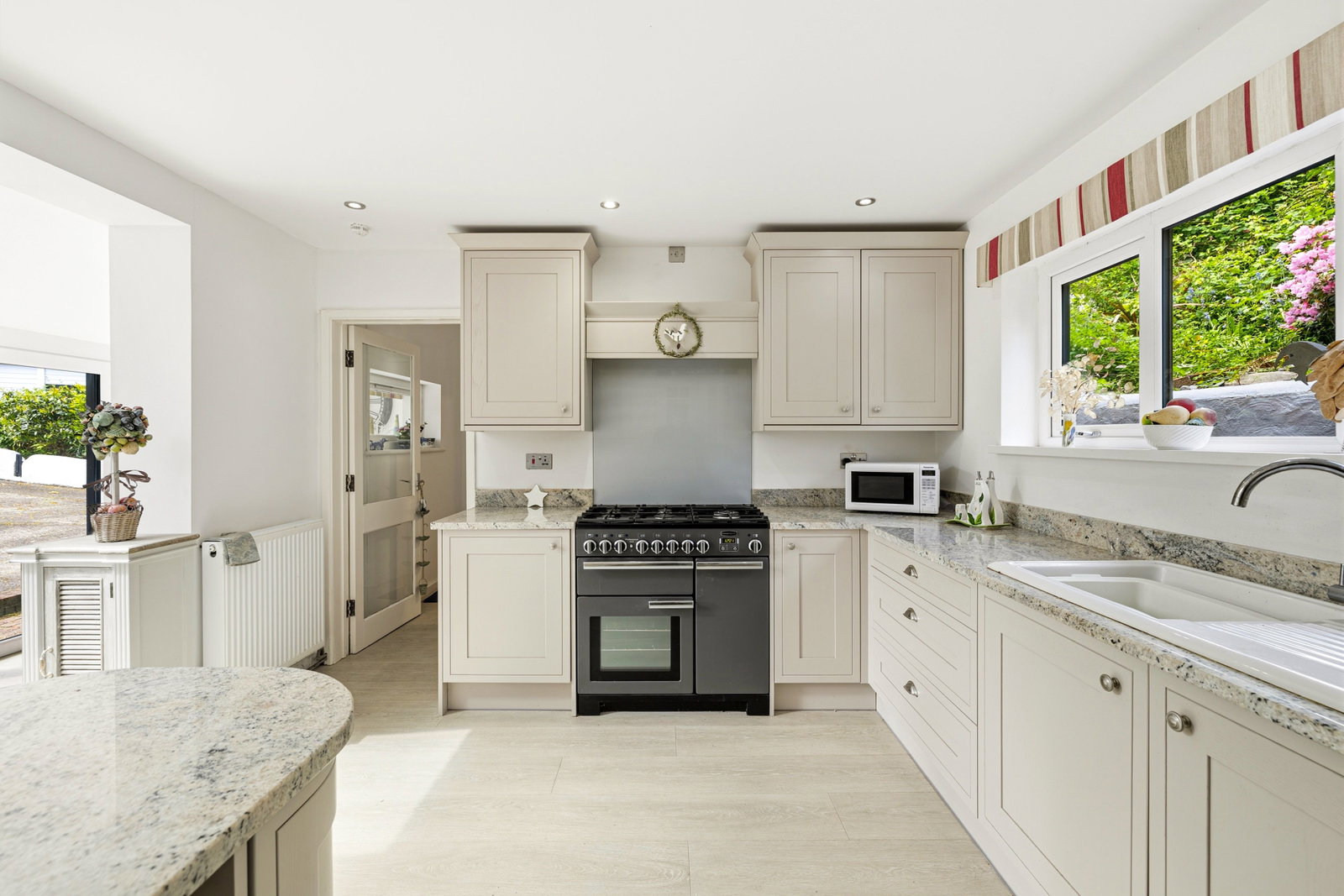 Detached House in Swansea
