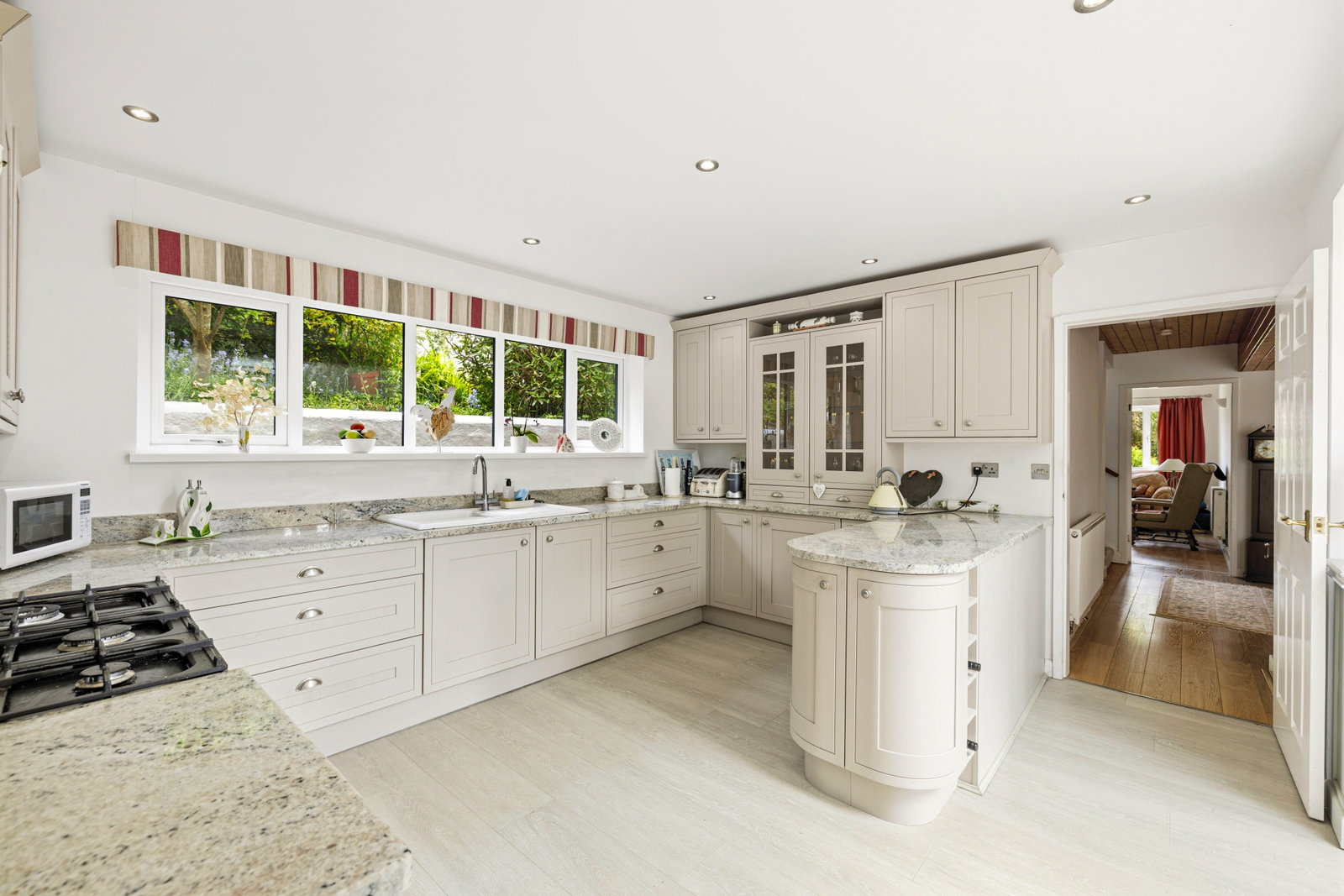 Detached House in Swansea