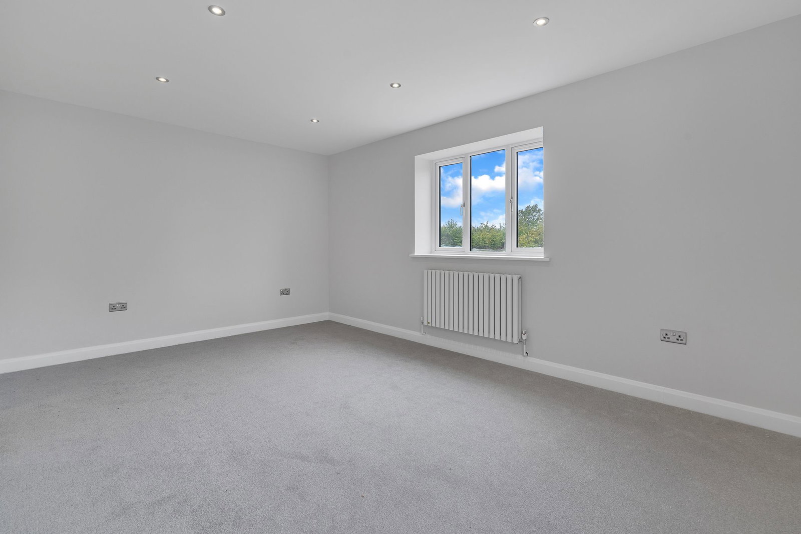 Detached House in Gloucester