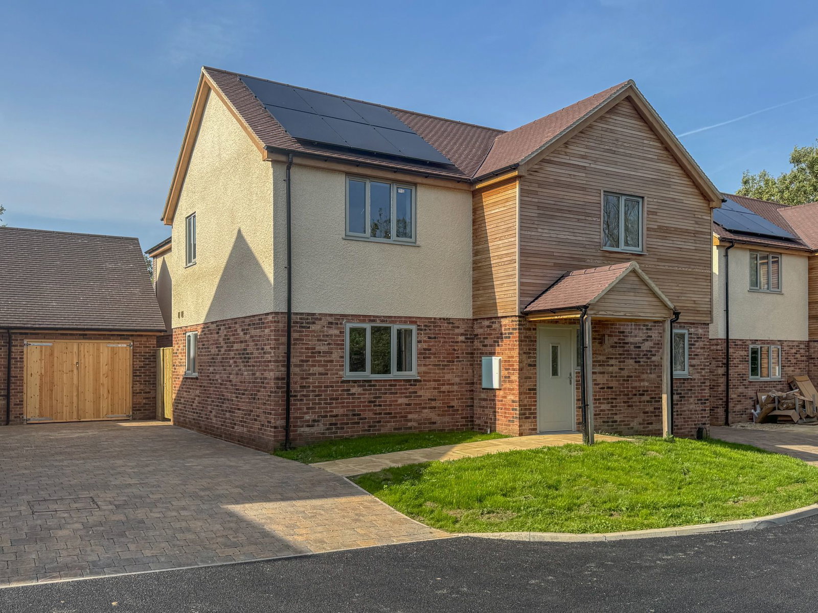 Detached House in Gloucester