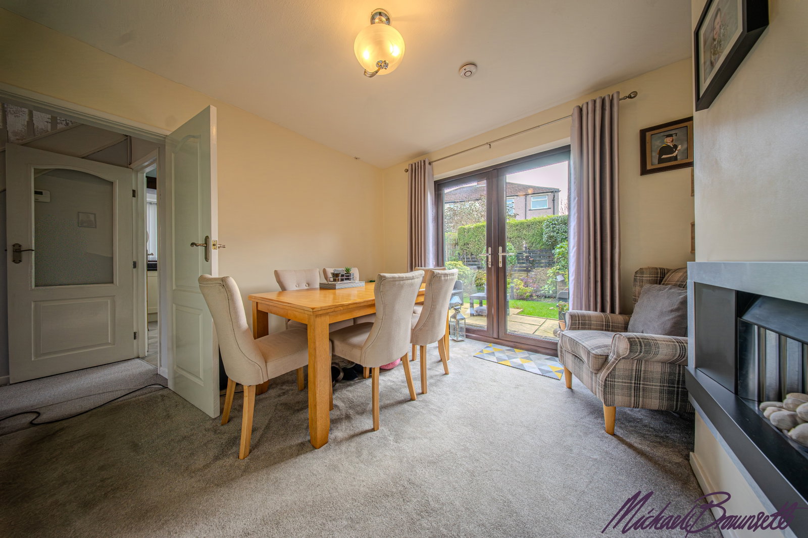 Semi Detached House in Bradford