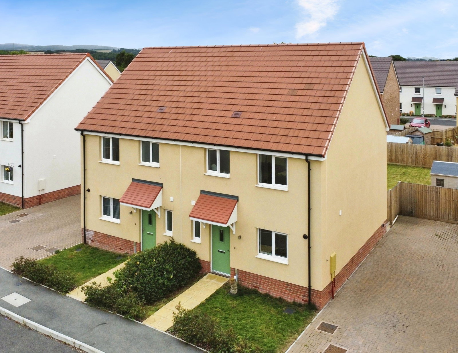 Semi Detached House in Williton