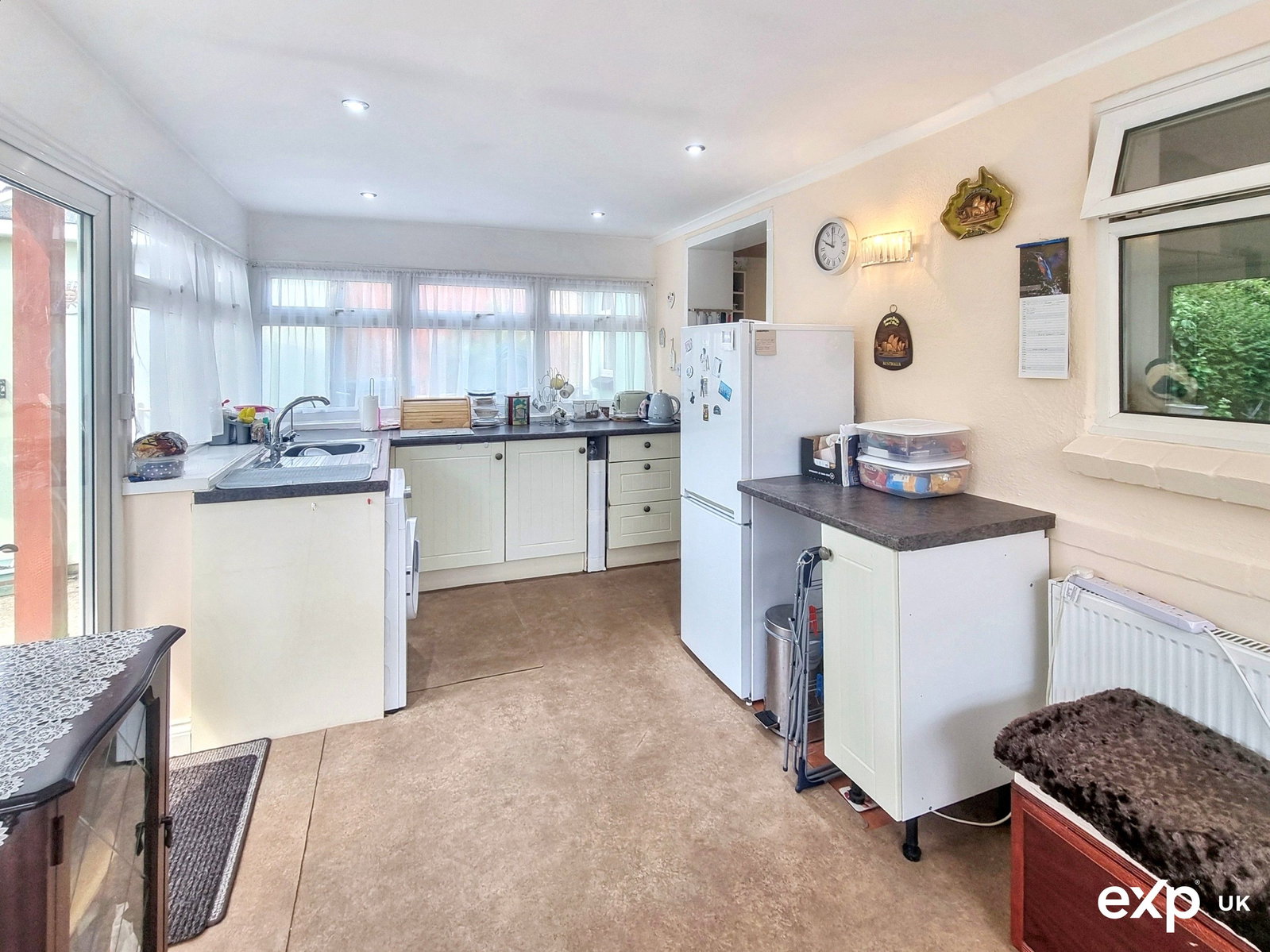 Semi Detached Bungalow in Paignton