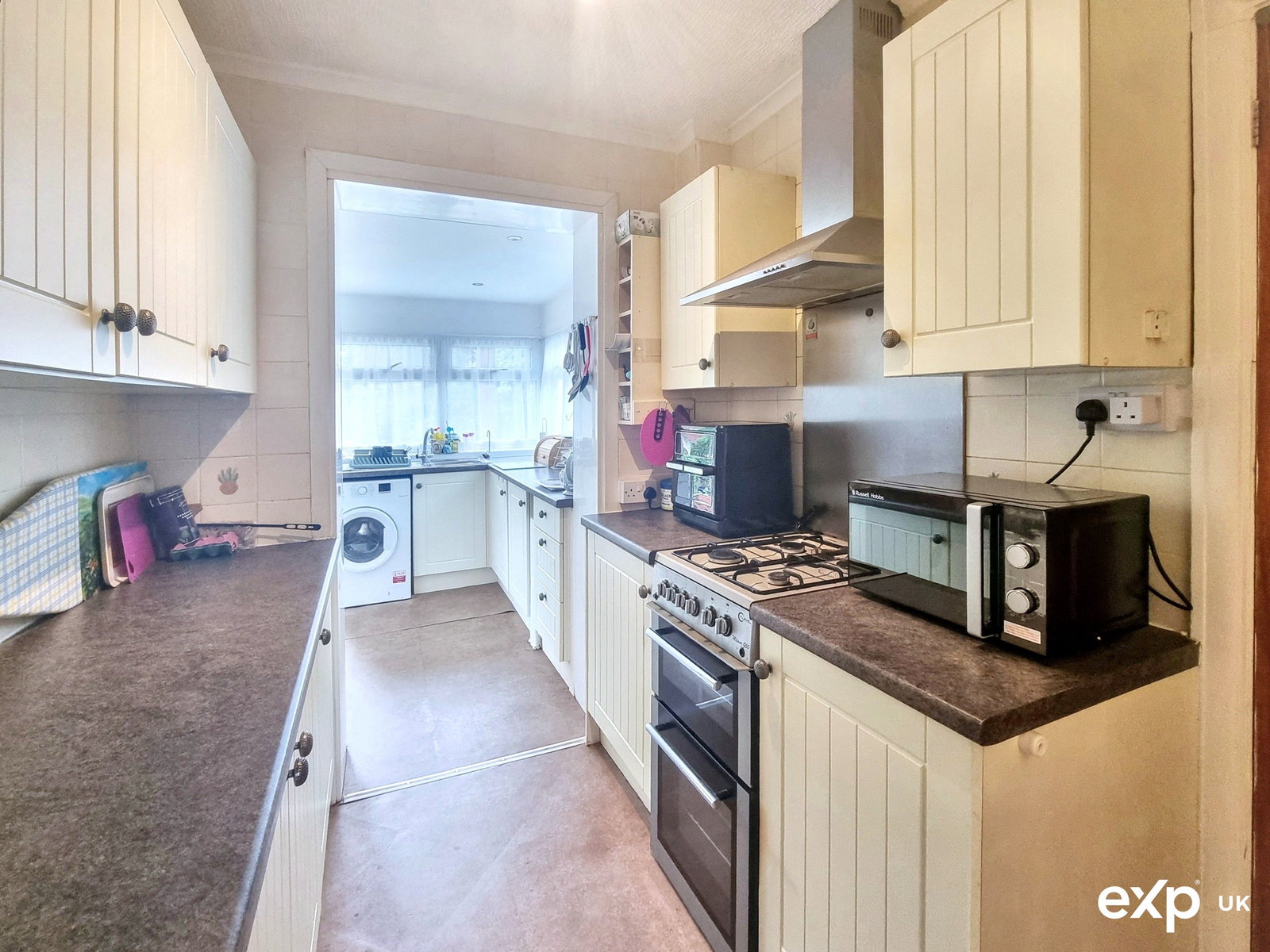 Semi Detached Bungalow in Paignton
