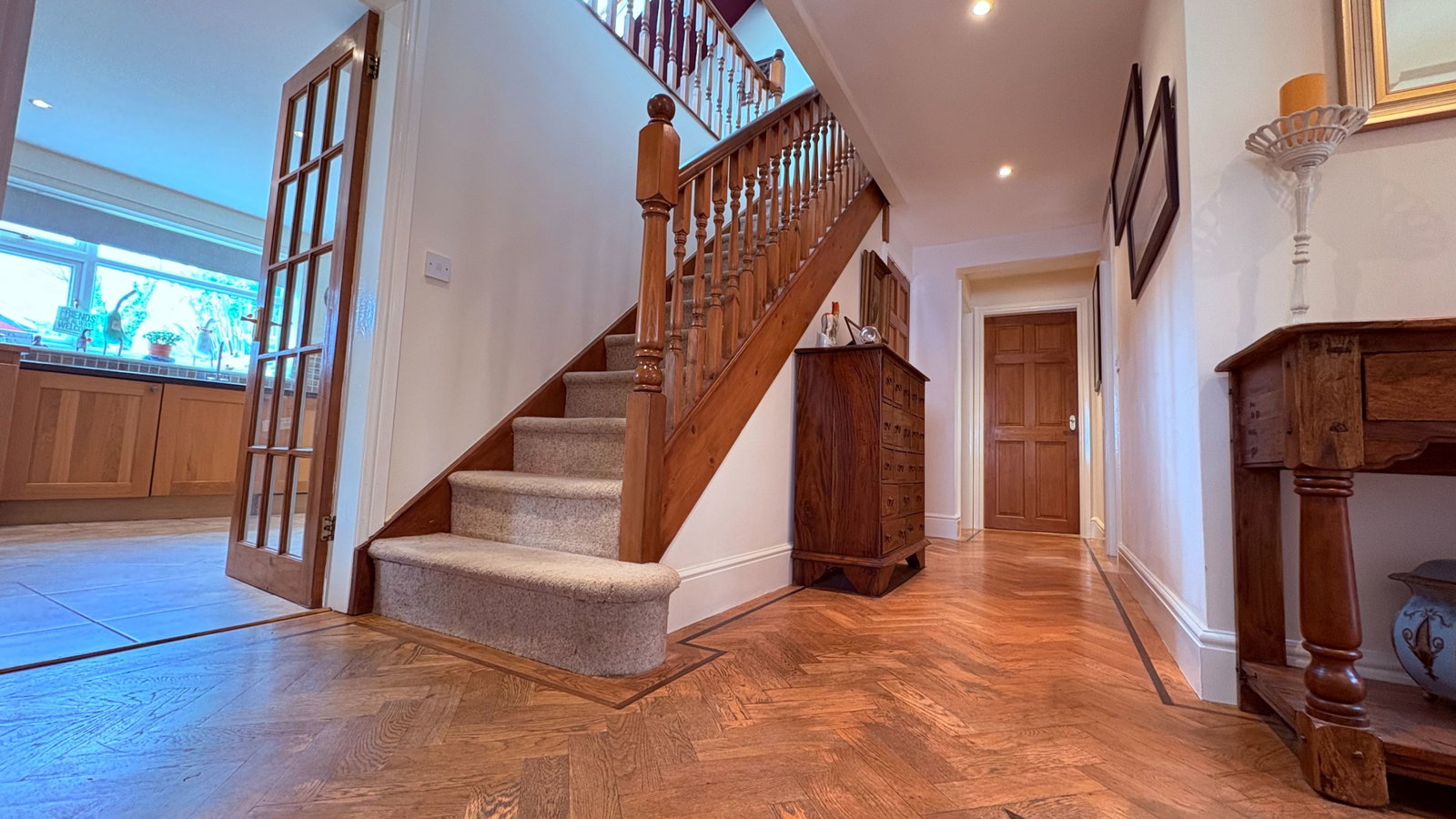 Detached House for sale in Preston, Liverpool Old Road, Much Hoole, Preston, PR4 4QA, 2027 m²