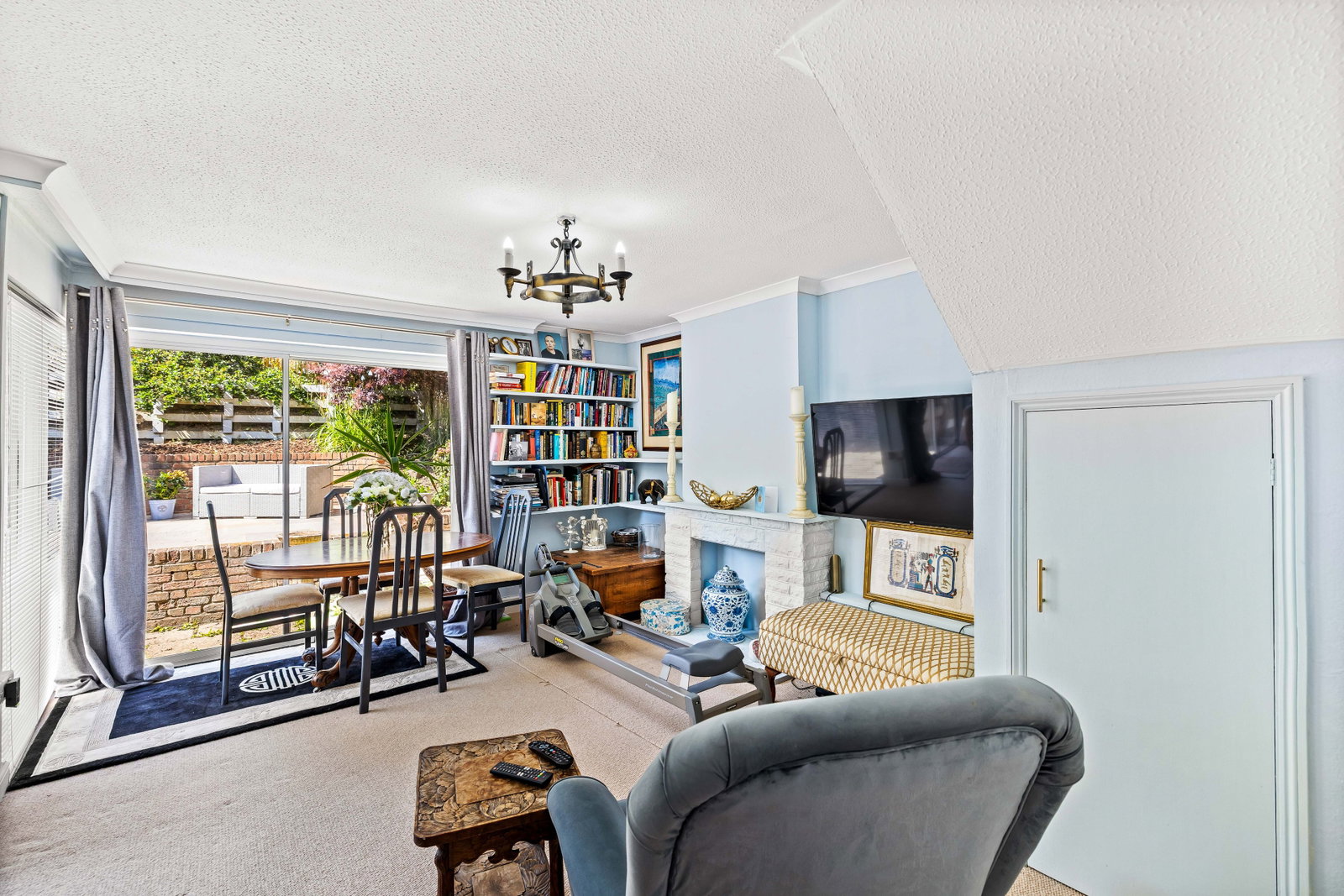 Detached House in East Grinstead