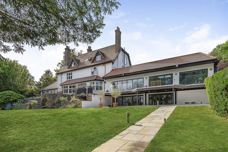 Detached House in Purley