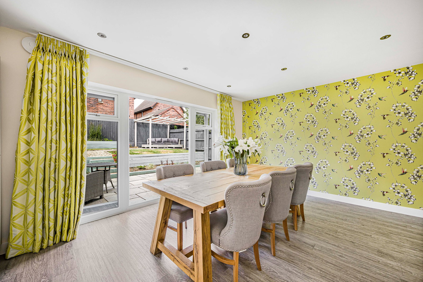 Semi Detached House in Cheltenham