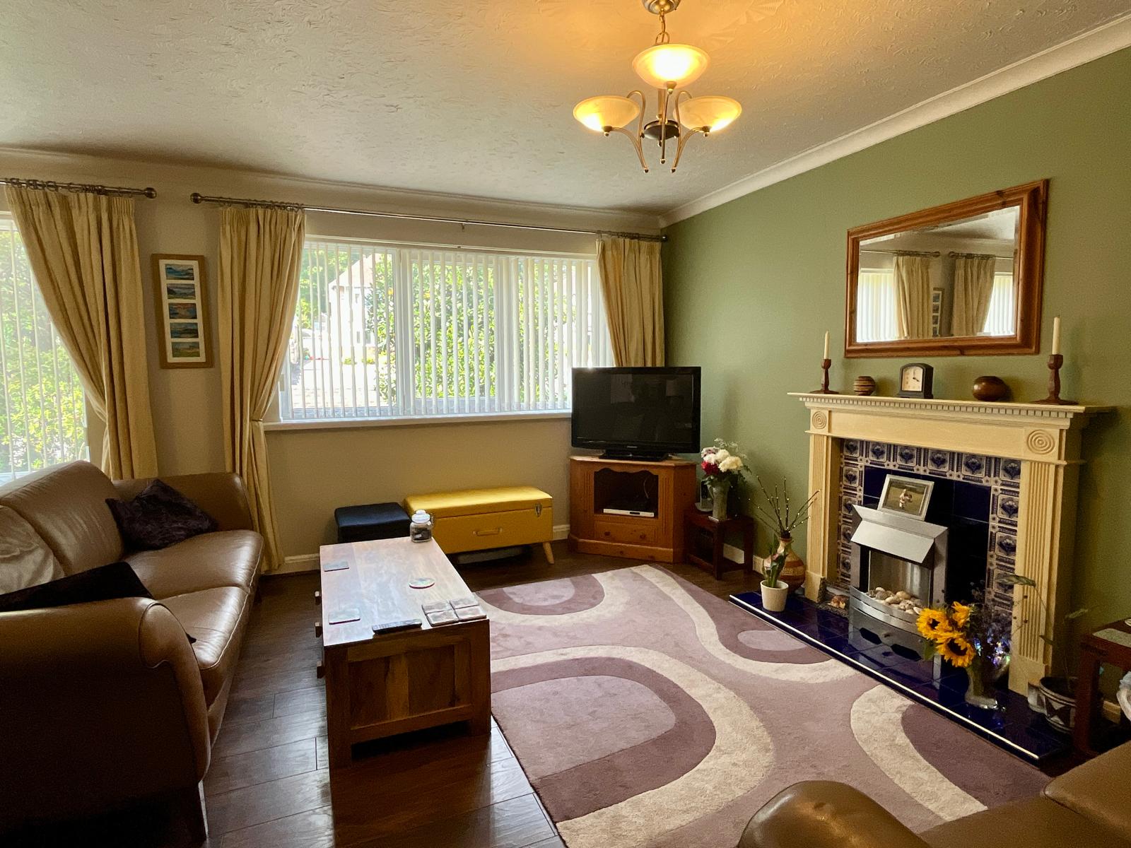 Detached House in Swansea