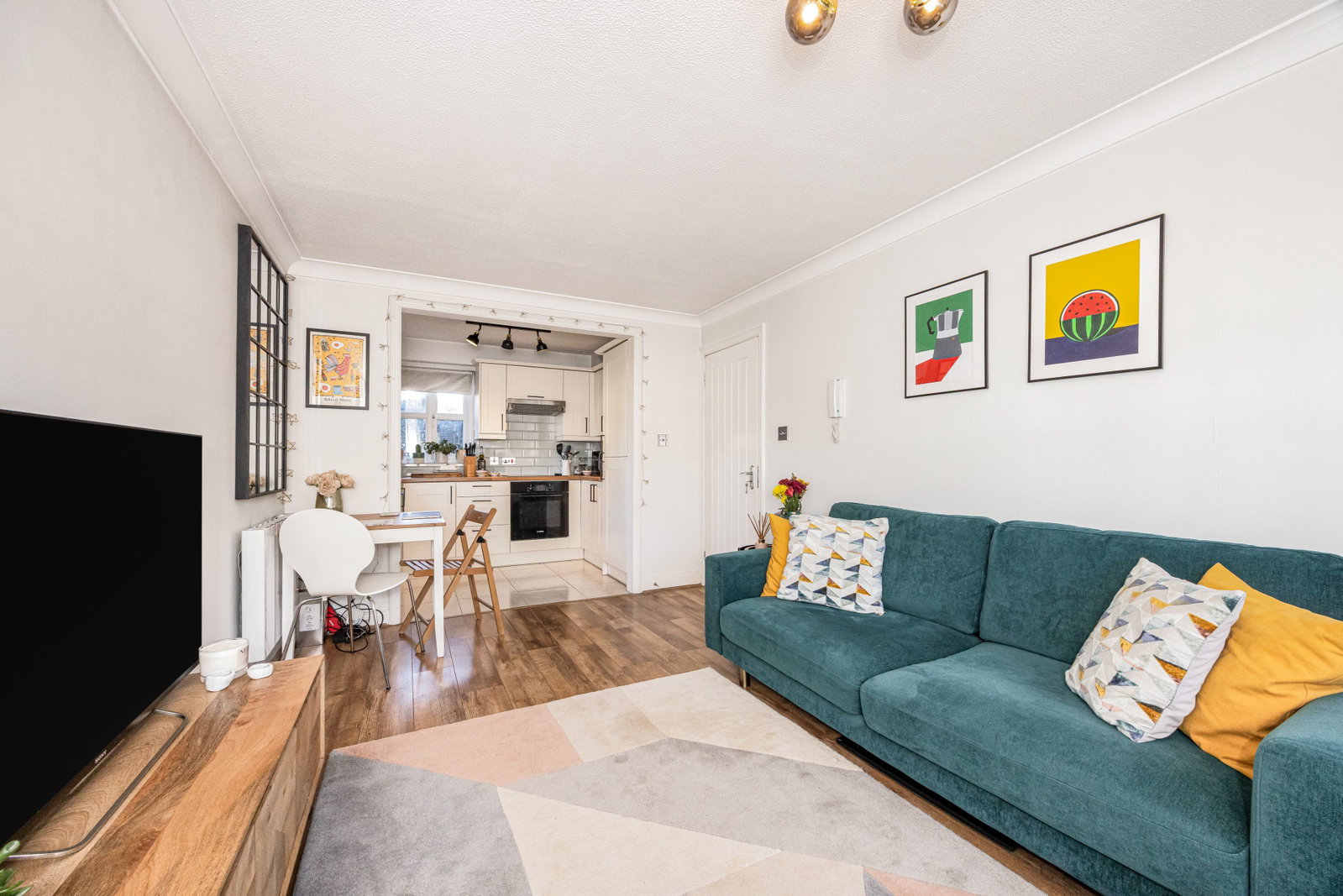 Ground Floor Flat in London