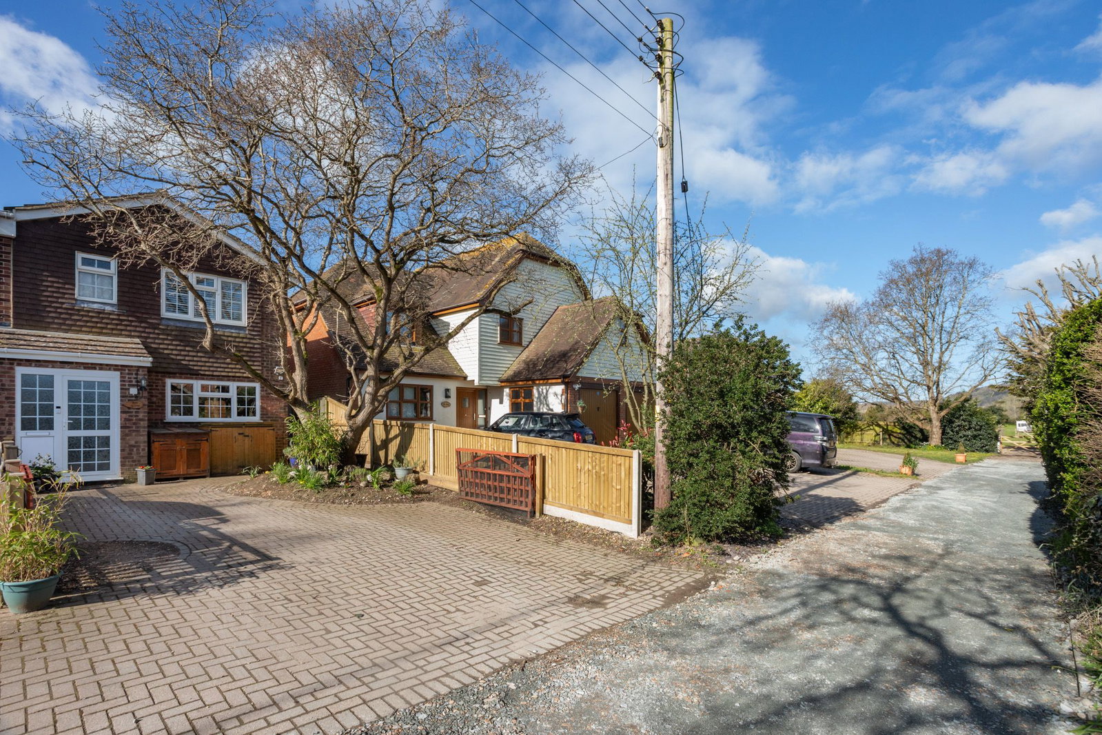 Semi Detached House in Hythe