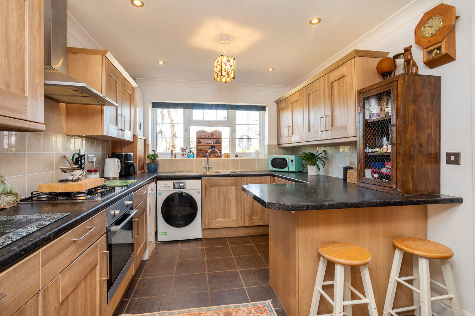 Semi Detached House in Hythe