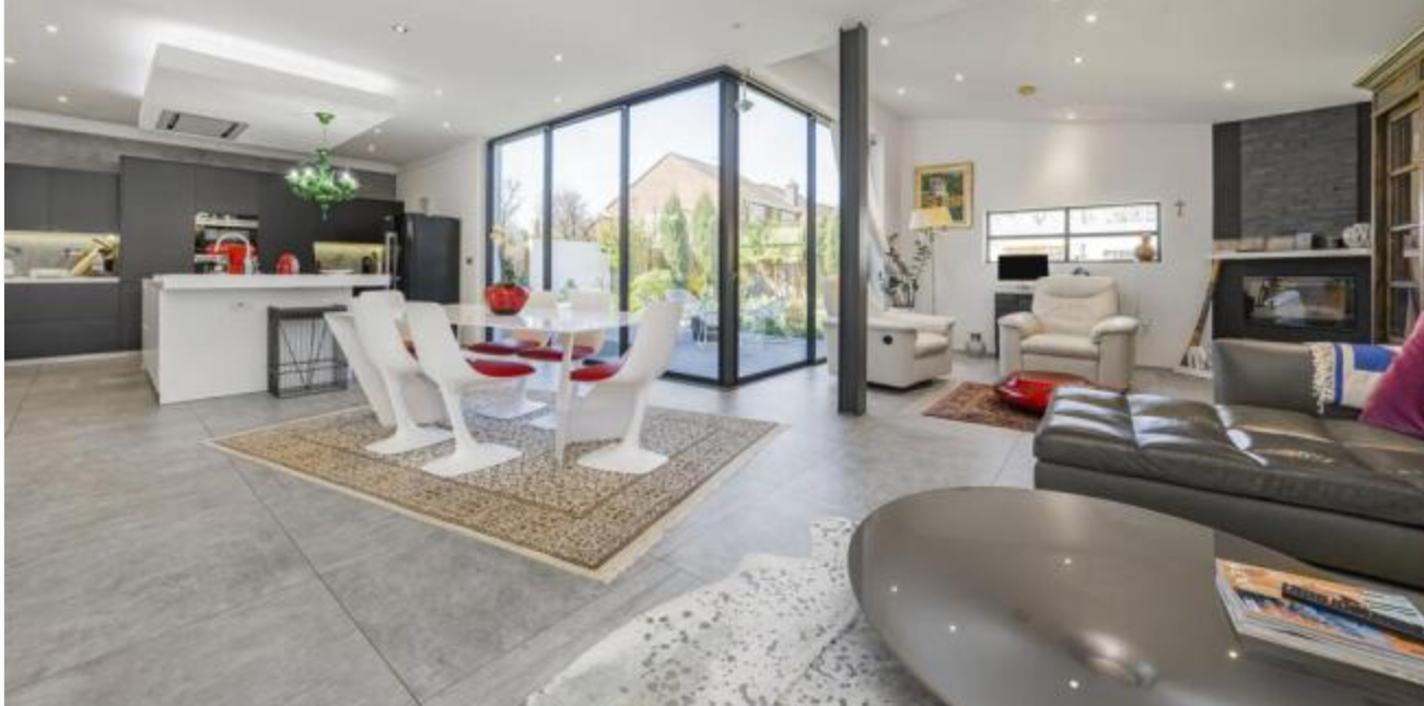 Detached House in Bricket Wood