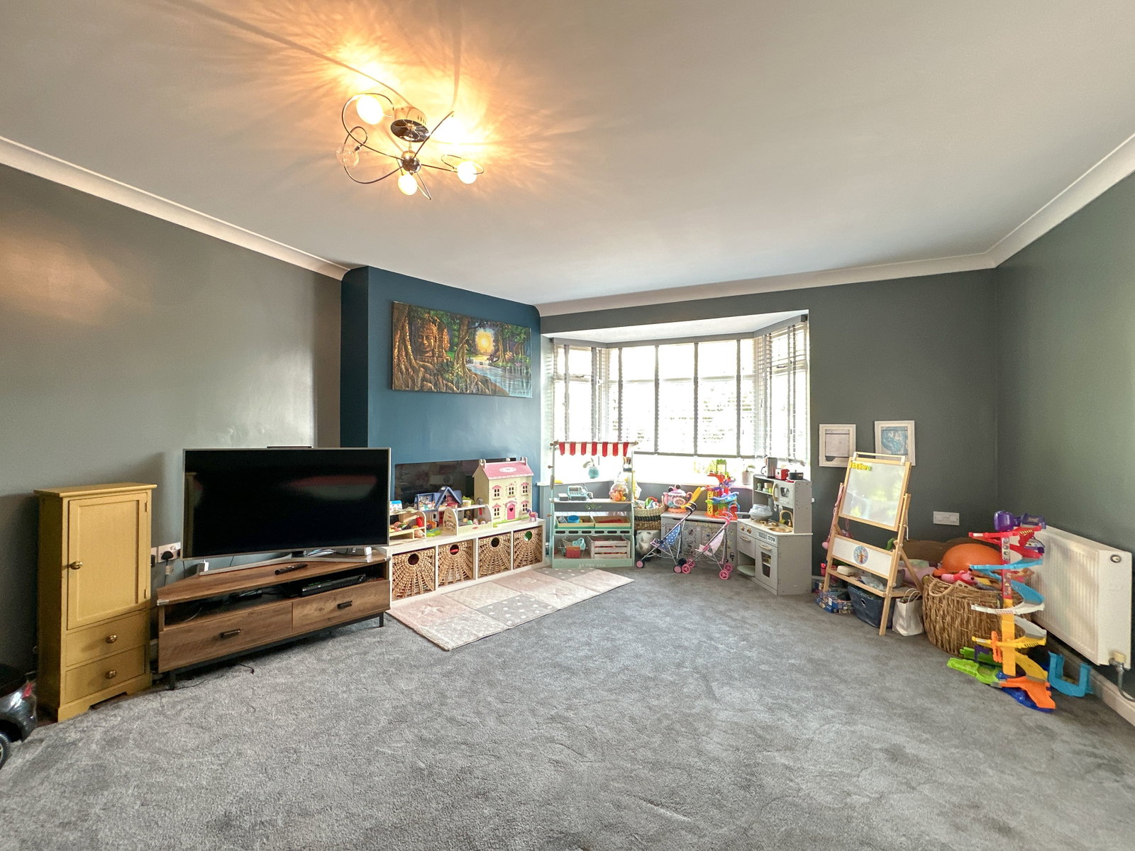 Detached House in Stoke-on-trent
